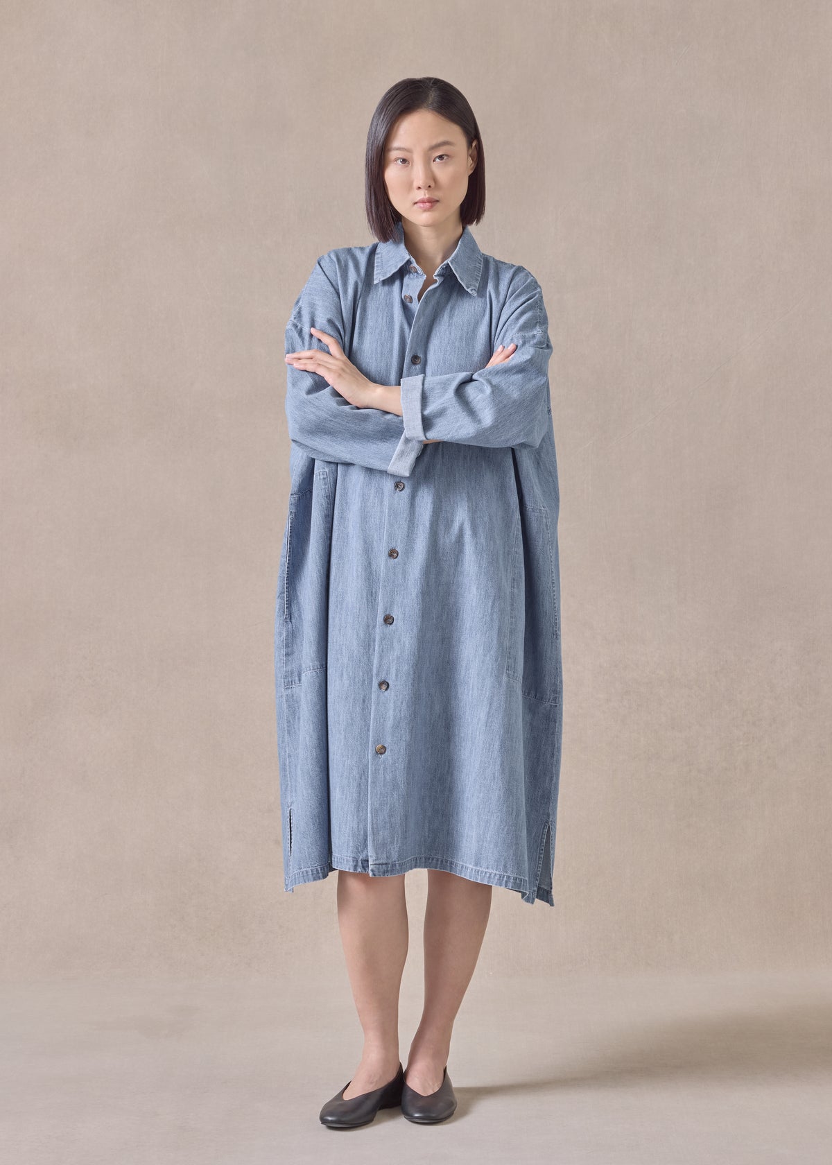 cotton denim wide a-line back pleat shirt dress with collar - 3/4 length