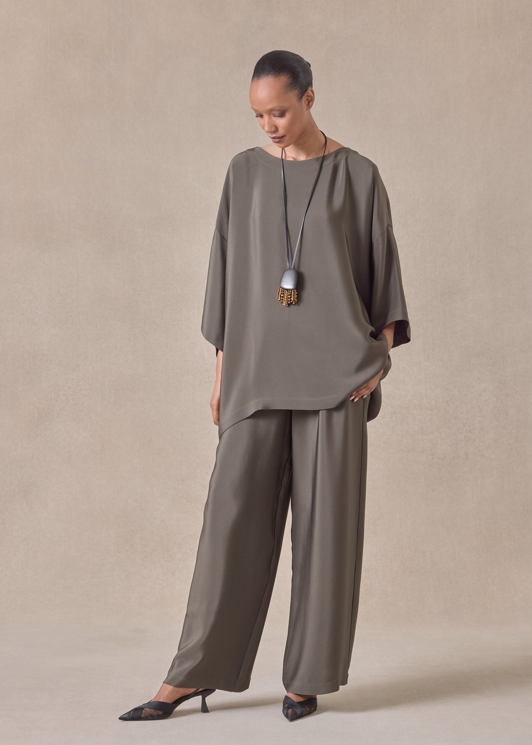silk 3/4 sleeve bateau neck tunic - long
