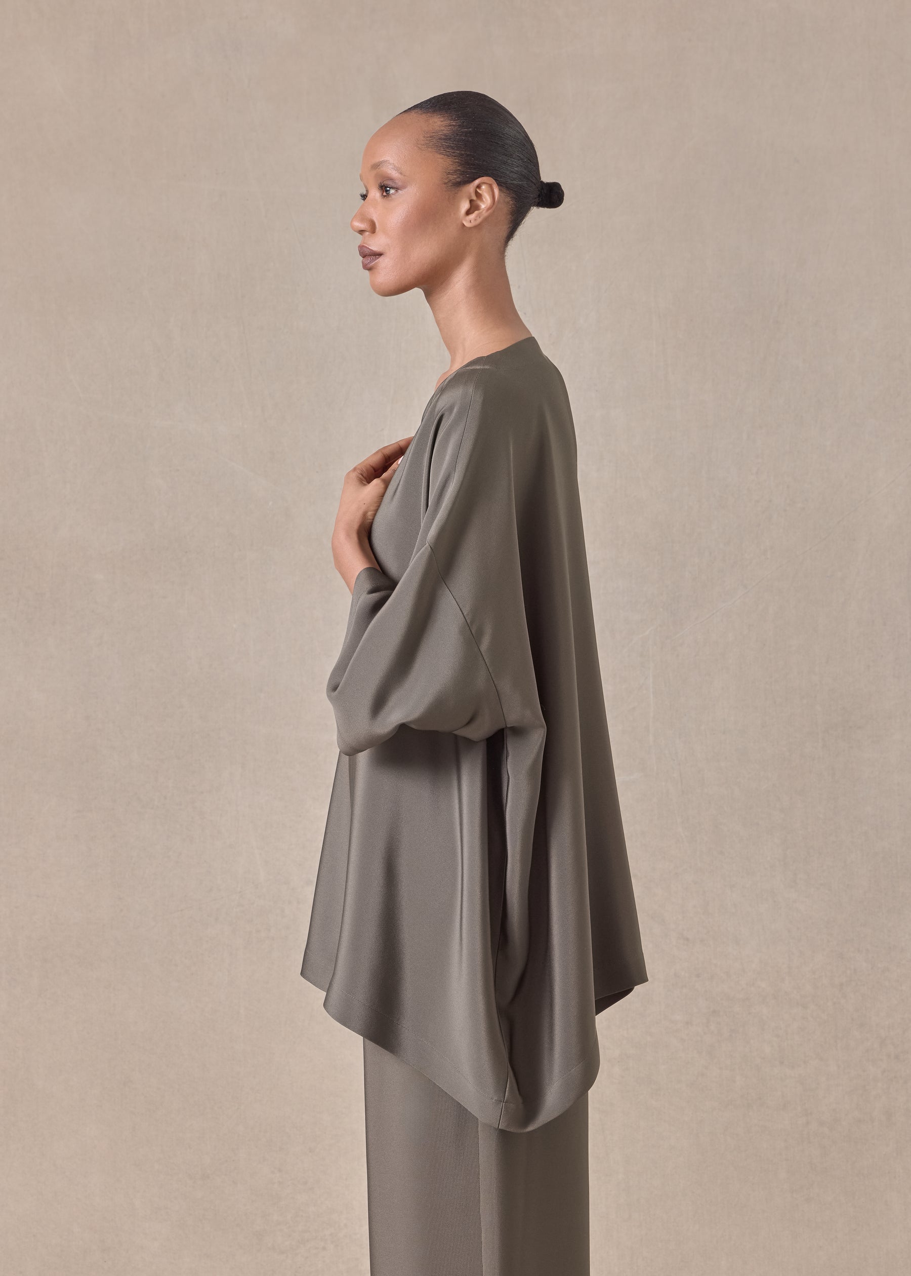 silk 3/4 sleeve bateau neck tunic - long