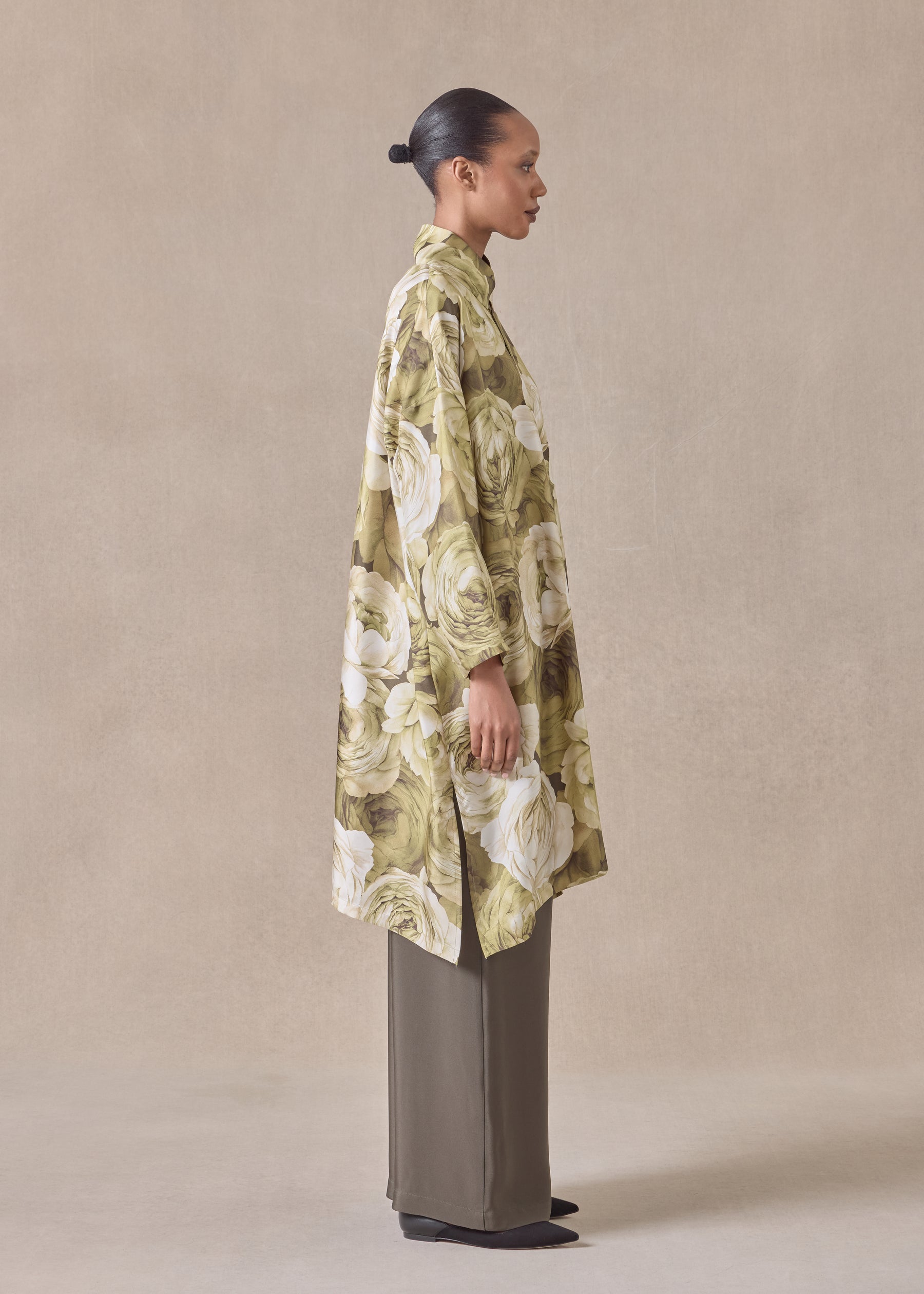 silk wide a-line shirt with chinese collar - very long with slits