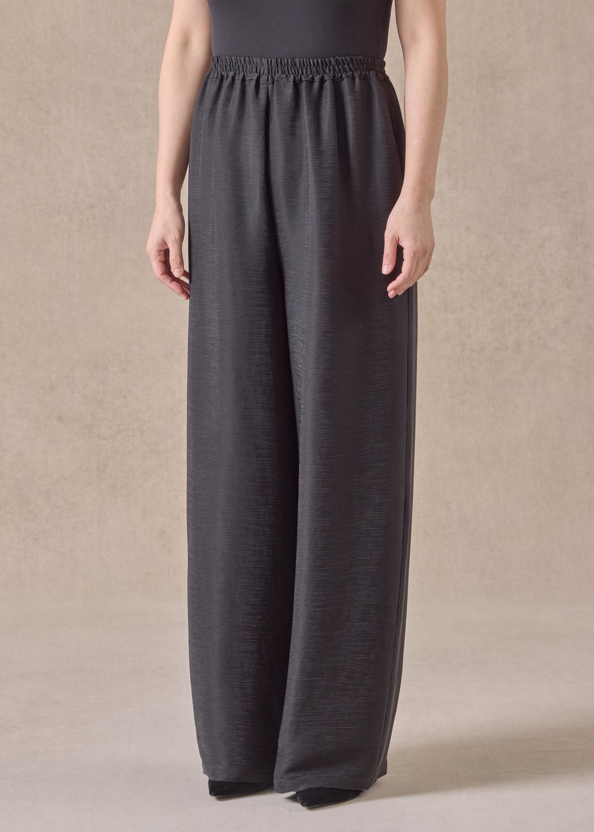 lightweight silk plisse flared trouser (black)