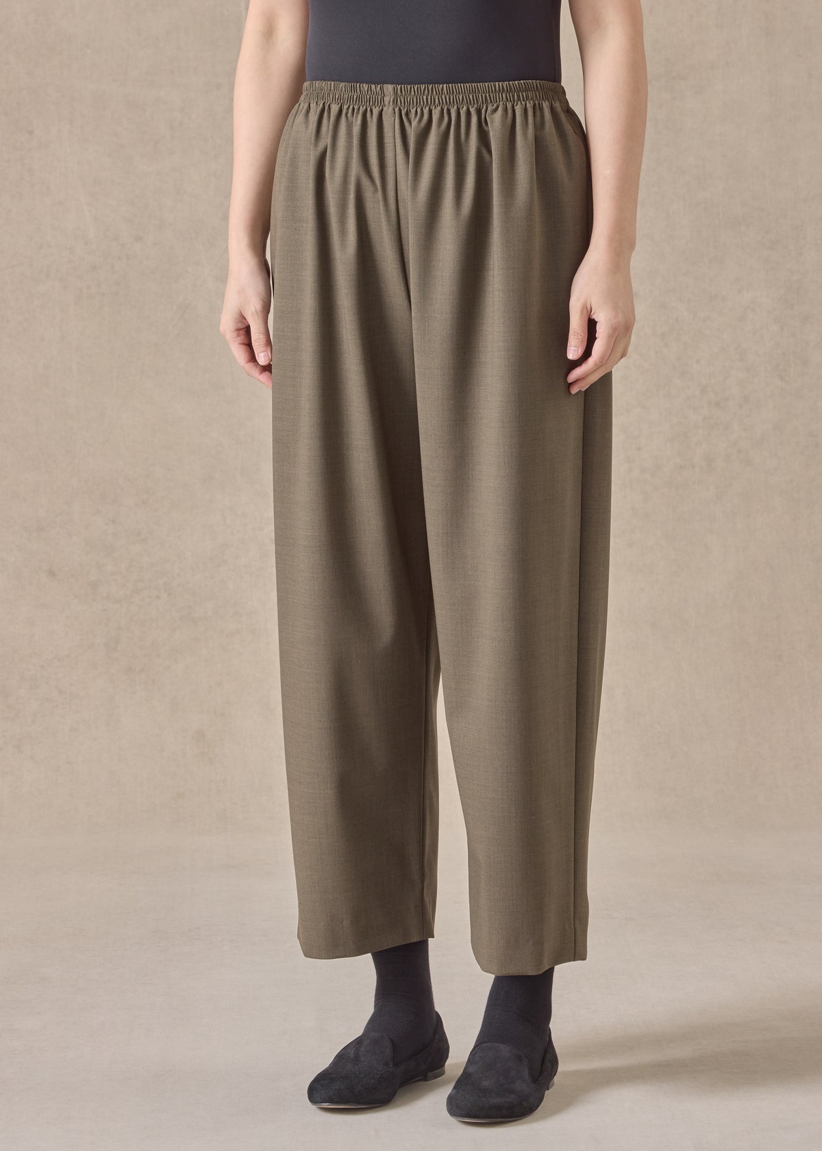 wool stretch japanese trouser (olivedark)