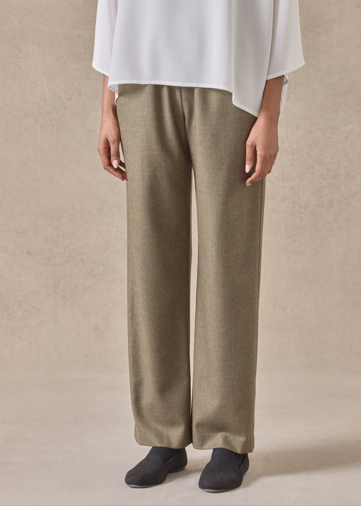 wool silk mix tapered trouser (olive)