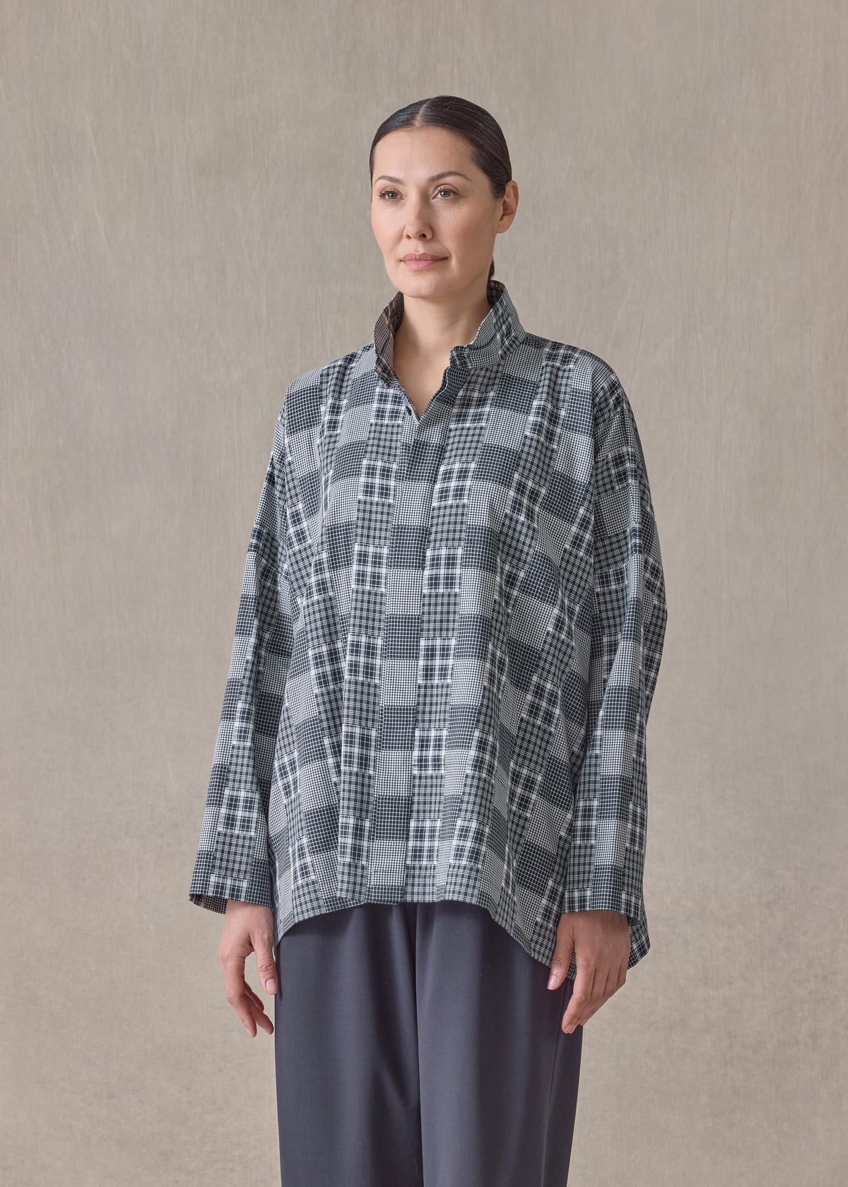 cotton wide longer back shirt with double stand collar-mid plus (navydark)