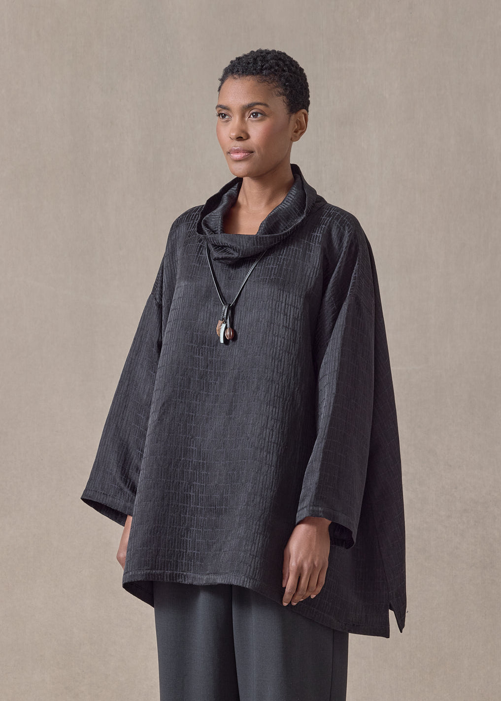 silk mix wide a-line monks top - long (black)