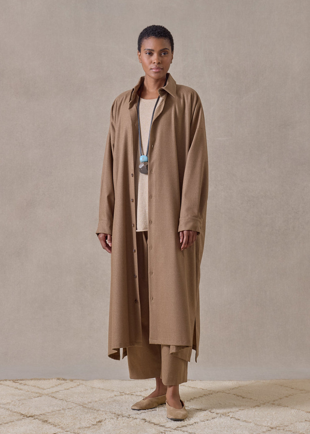 wool cashmere wide a-line shirt dress with collar (camel)