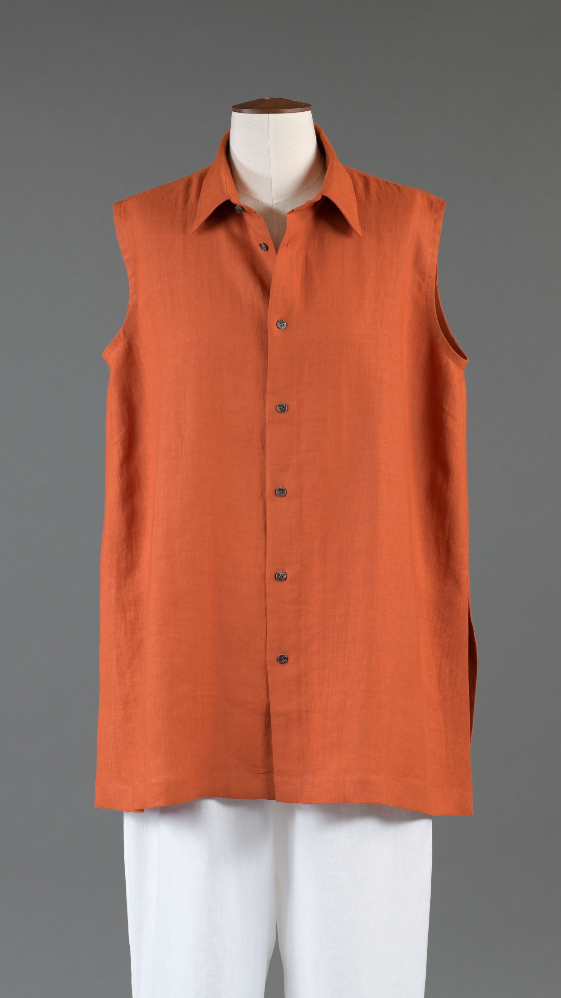 slim a-line sleeveless shirt with collar and side slit detail - long in burntorange