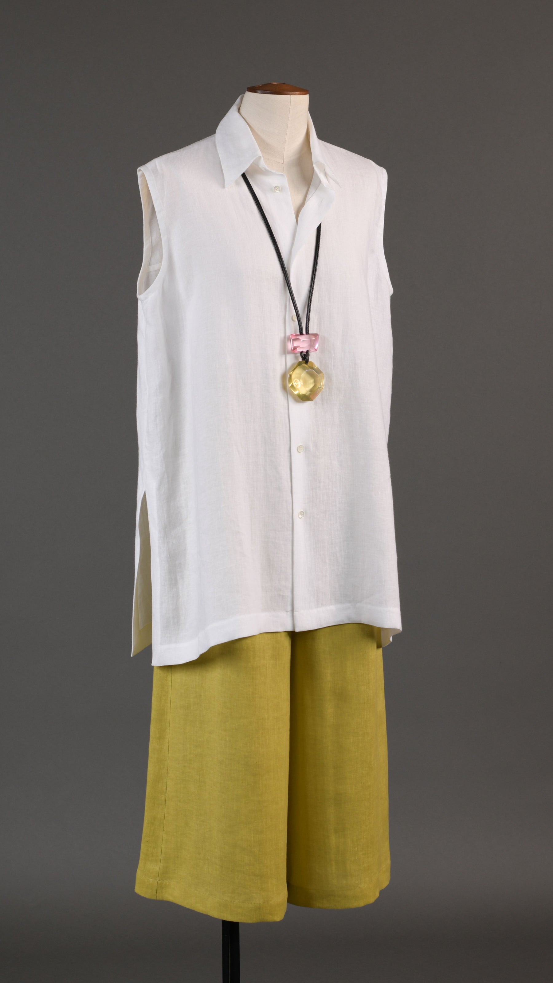 slim a-line sleeveless shirt with collar and side slit detail - long in white