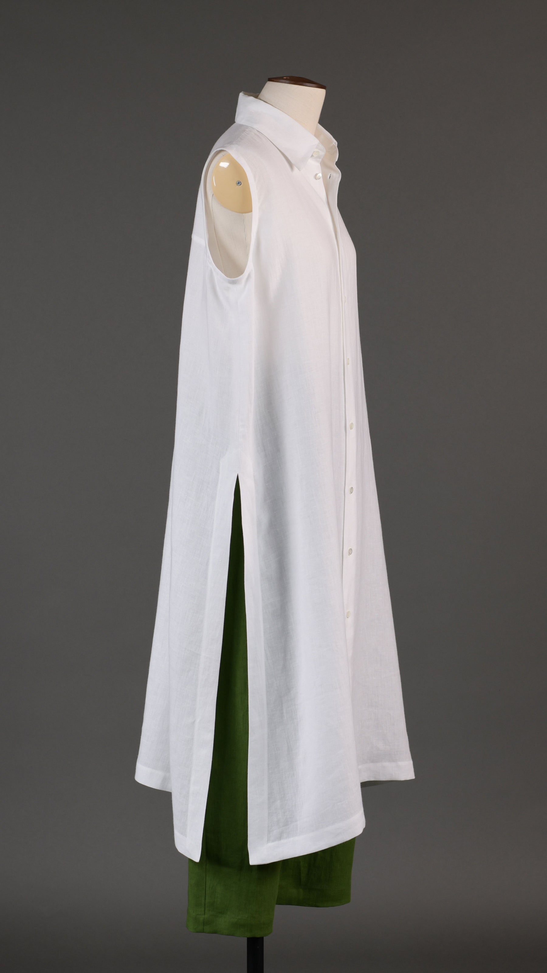 slim a-line sleeveless shirt dress with collar and side slit detail in white