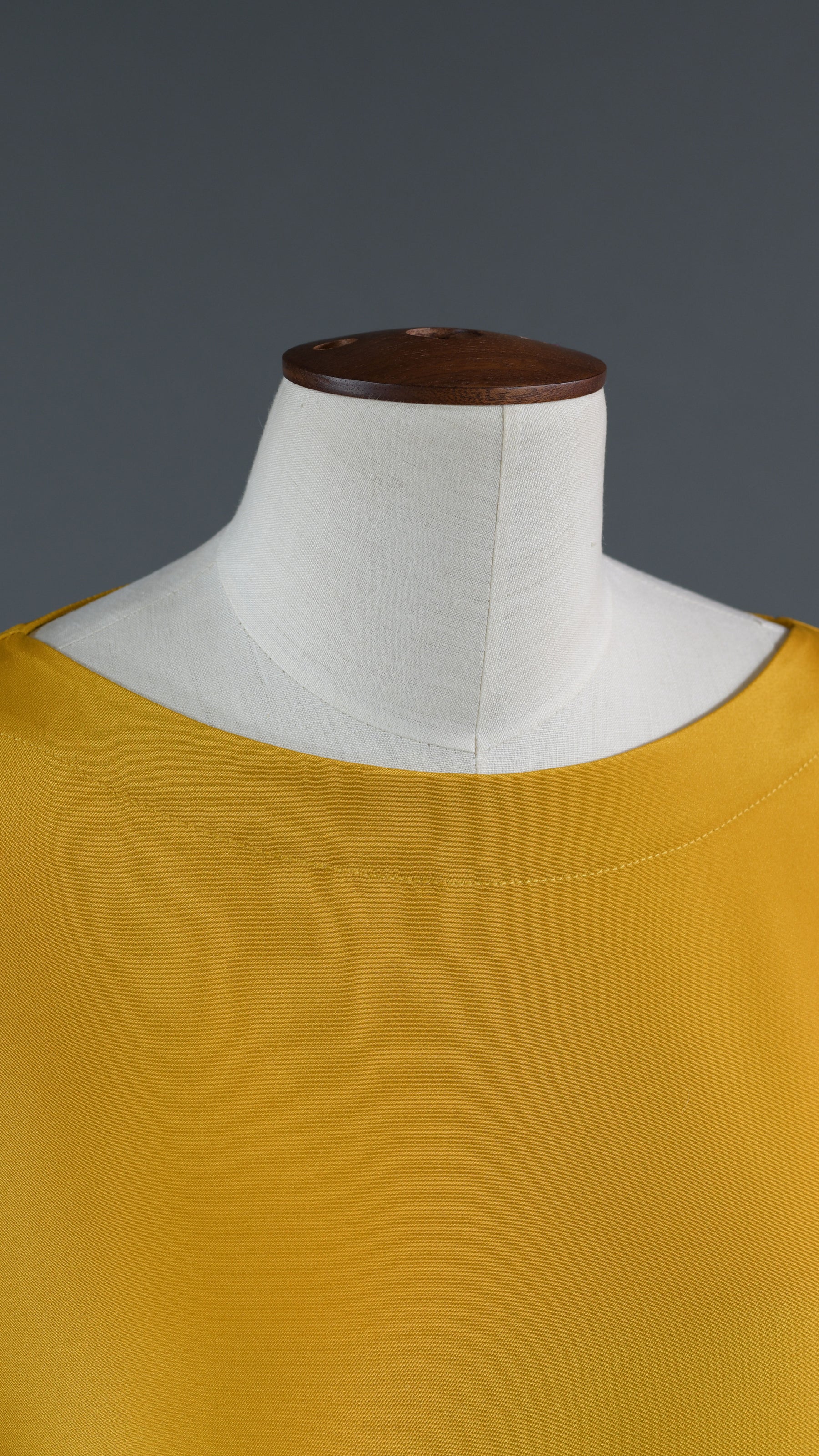 silk 3/4 sleeve bateau neck tunic - long