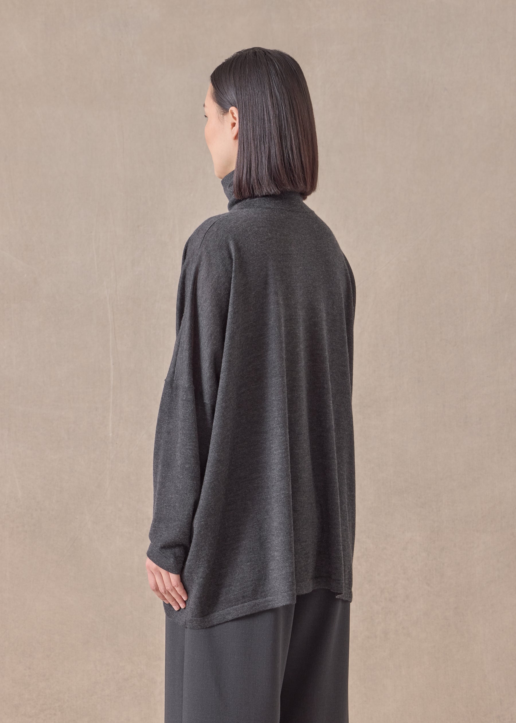 cashmere wide scrunch neck - mid plus