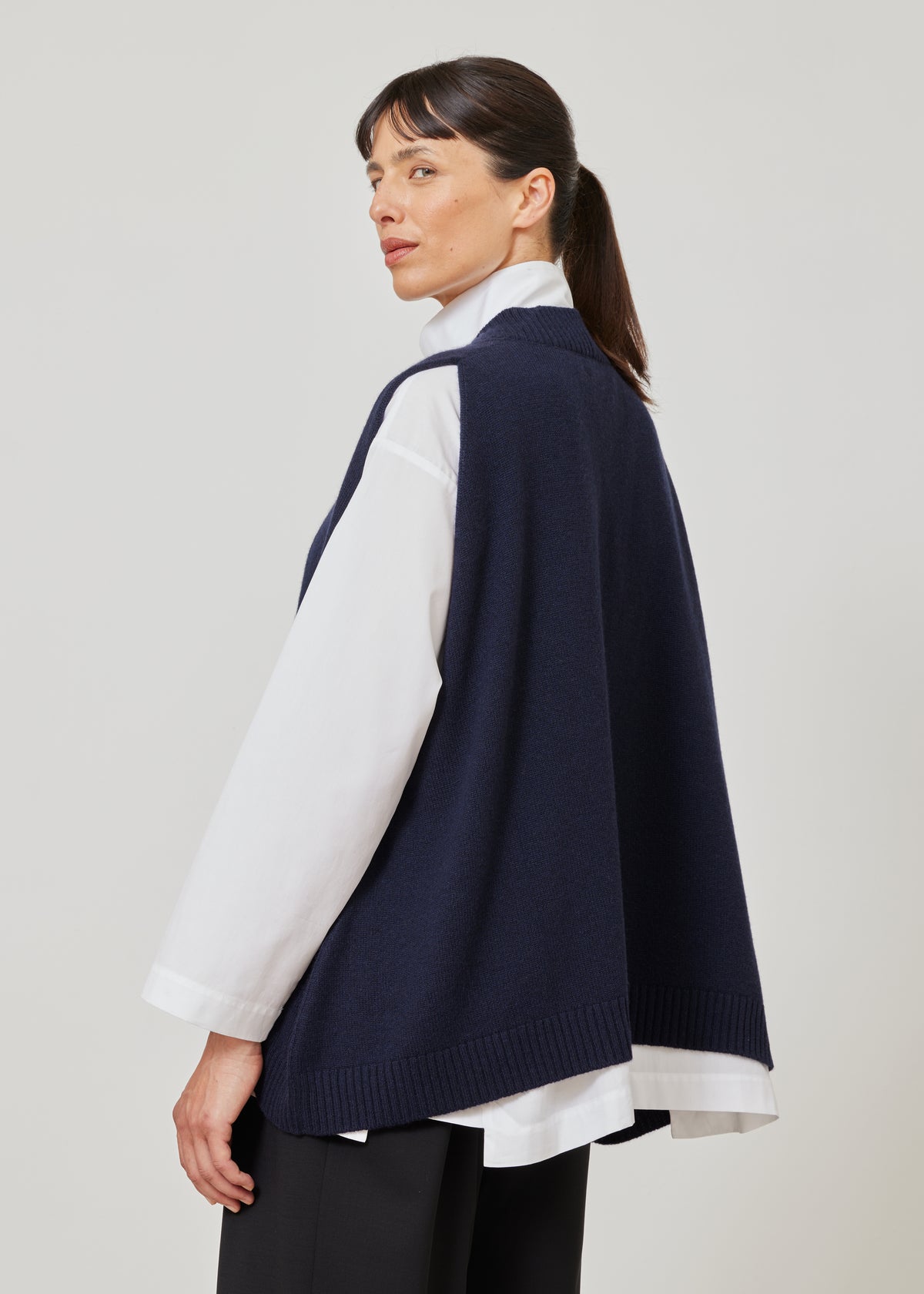 A-line sleeveless deep v-neck sweater - mid plus