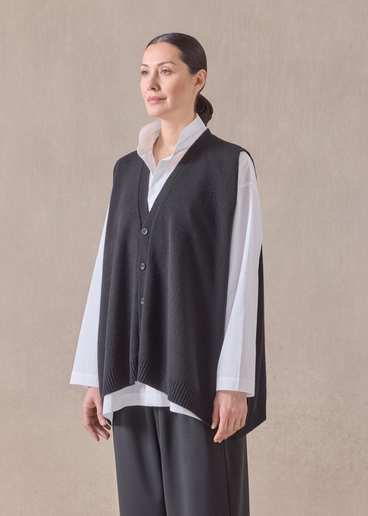 cashmere a-line sleeveless v neck cardigan - mid plus