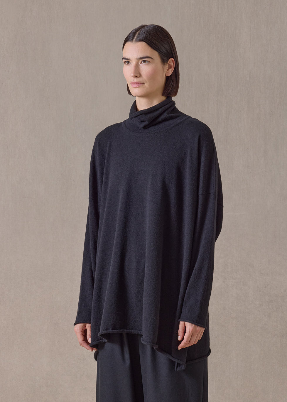 cashmere a-line scrunch neck neck sweater - long (black)