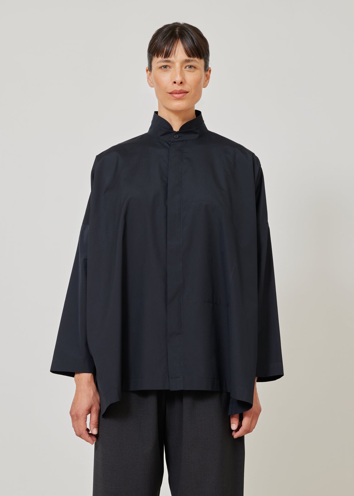 wide double stand collar shirt with hidden pocket - long