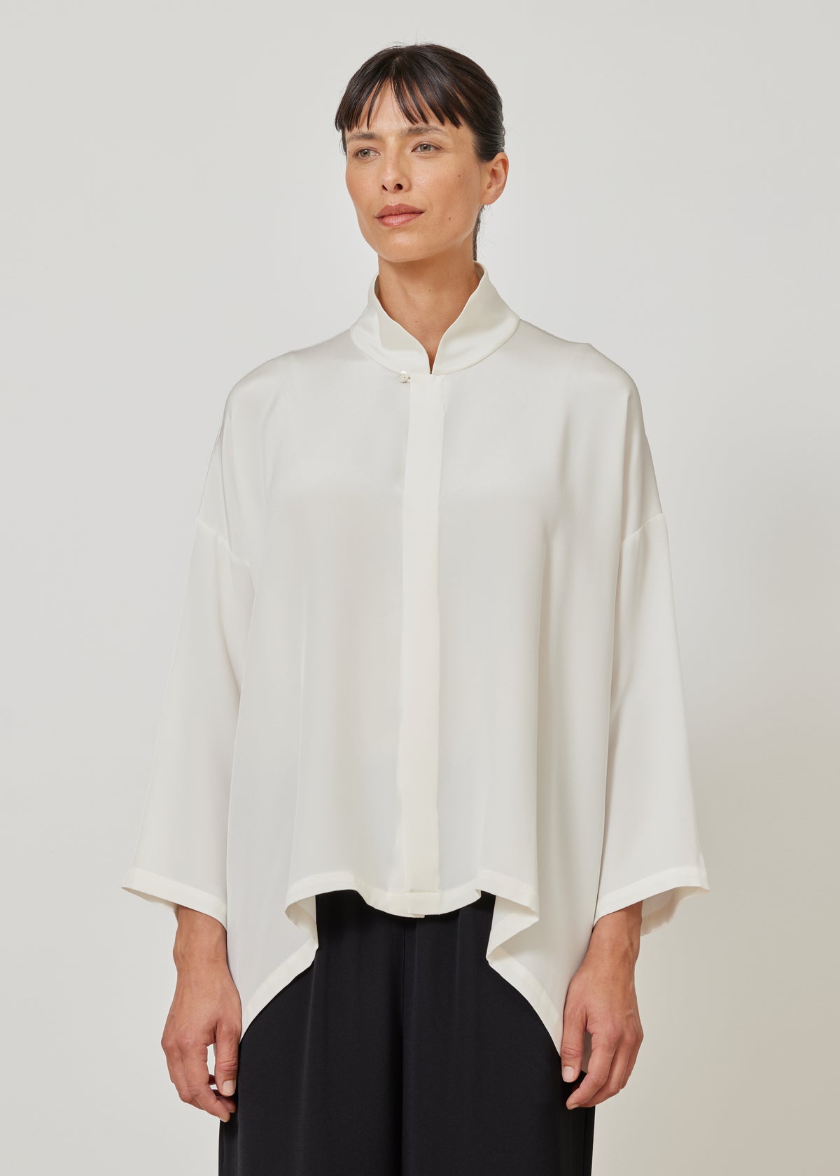 wide A-line shirt with chinese collar - mid plus