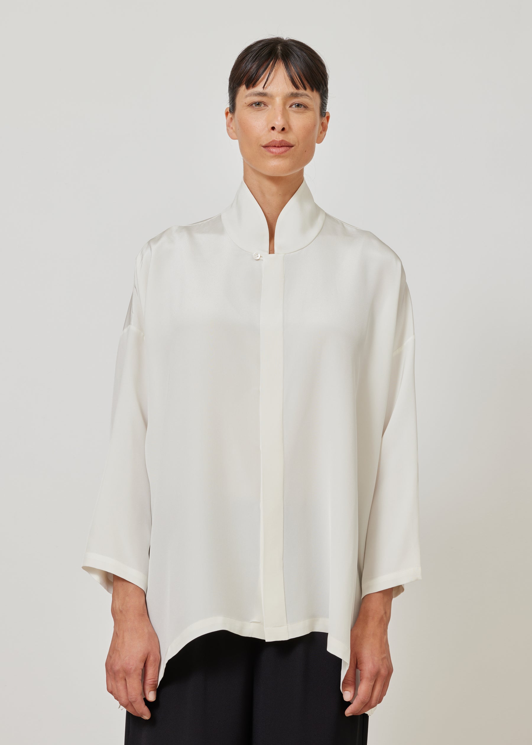 wide A-line shirt with chinese collar - long