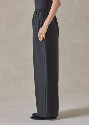 midweight silk plisse flared trouser (black)