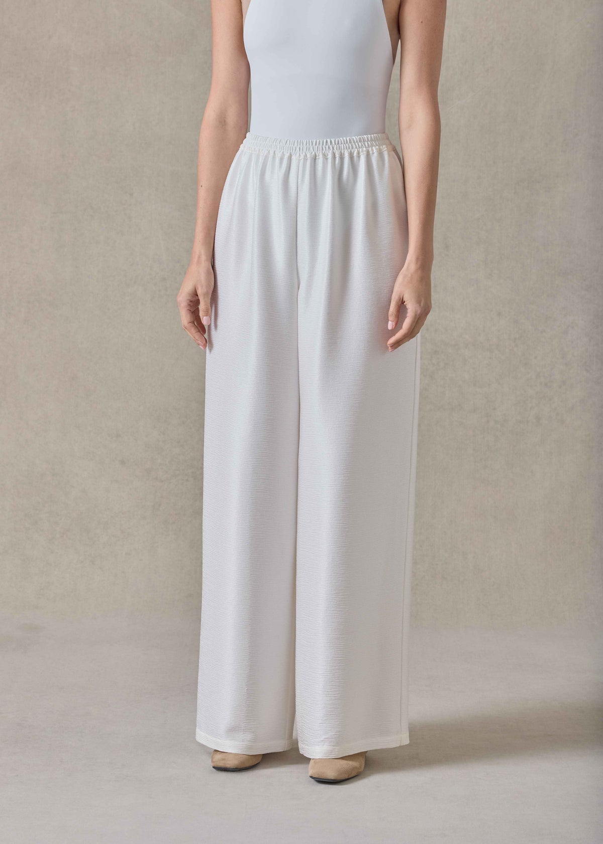 midweight silk plissé flared trouser (white)