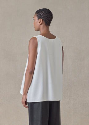 midweight silk plissé a-line shell - mid plus (white)