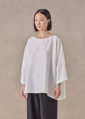 midweight silk plisse a-line scoop neck top - mid plus (white)