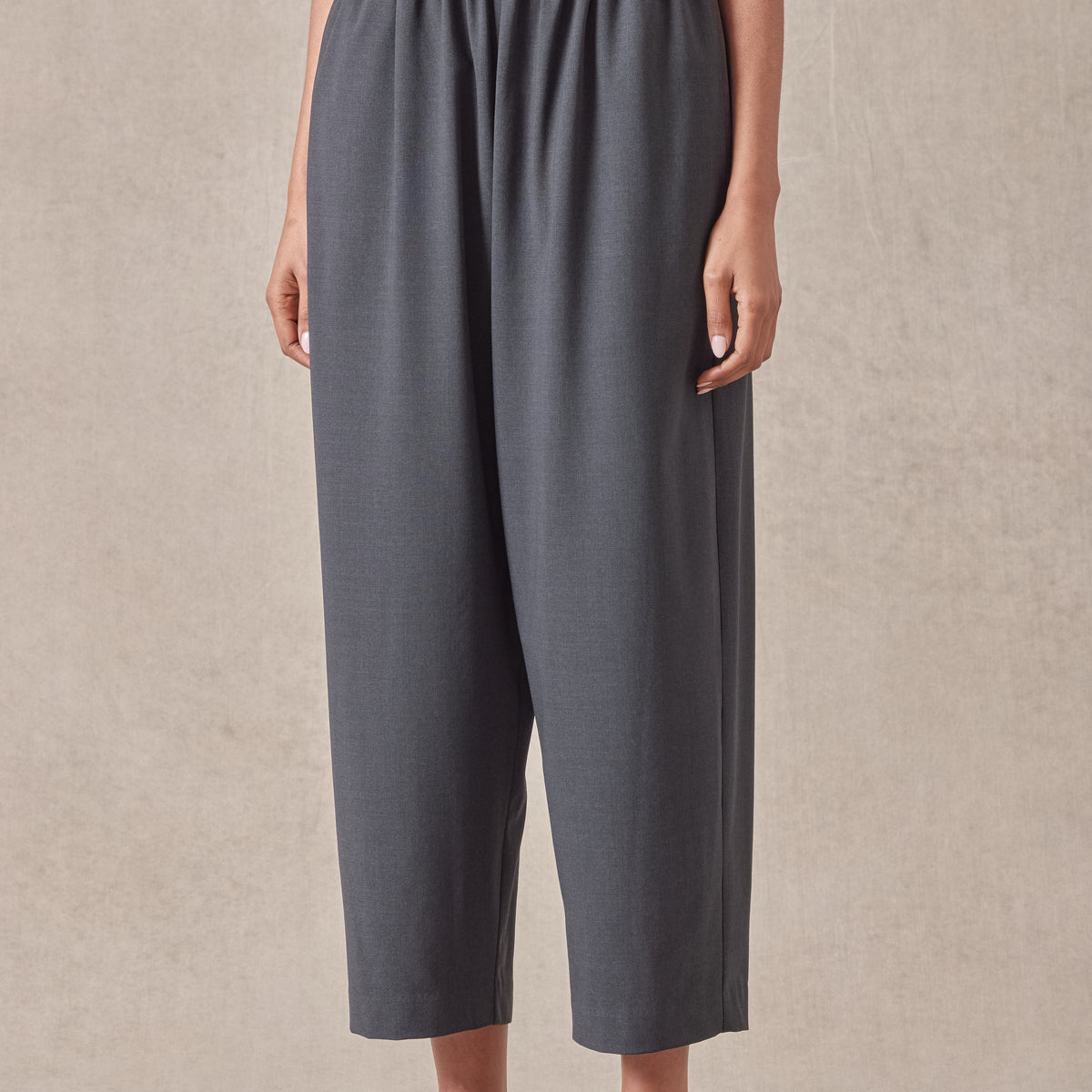 【日本入手困難】Wool and cashmere pants ボトムス Wool Gabardine Drawstring Pants by Comme des Garçons- La