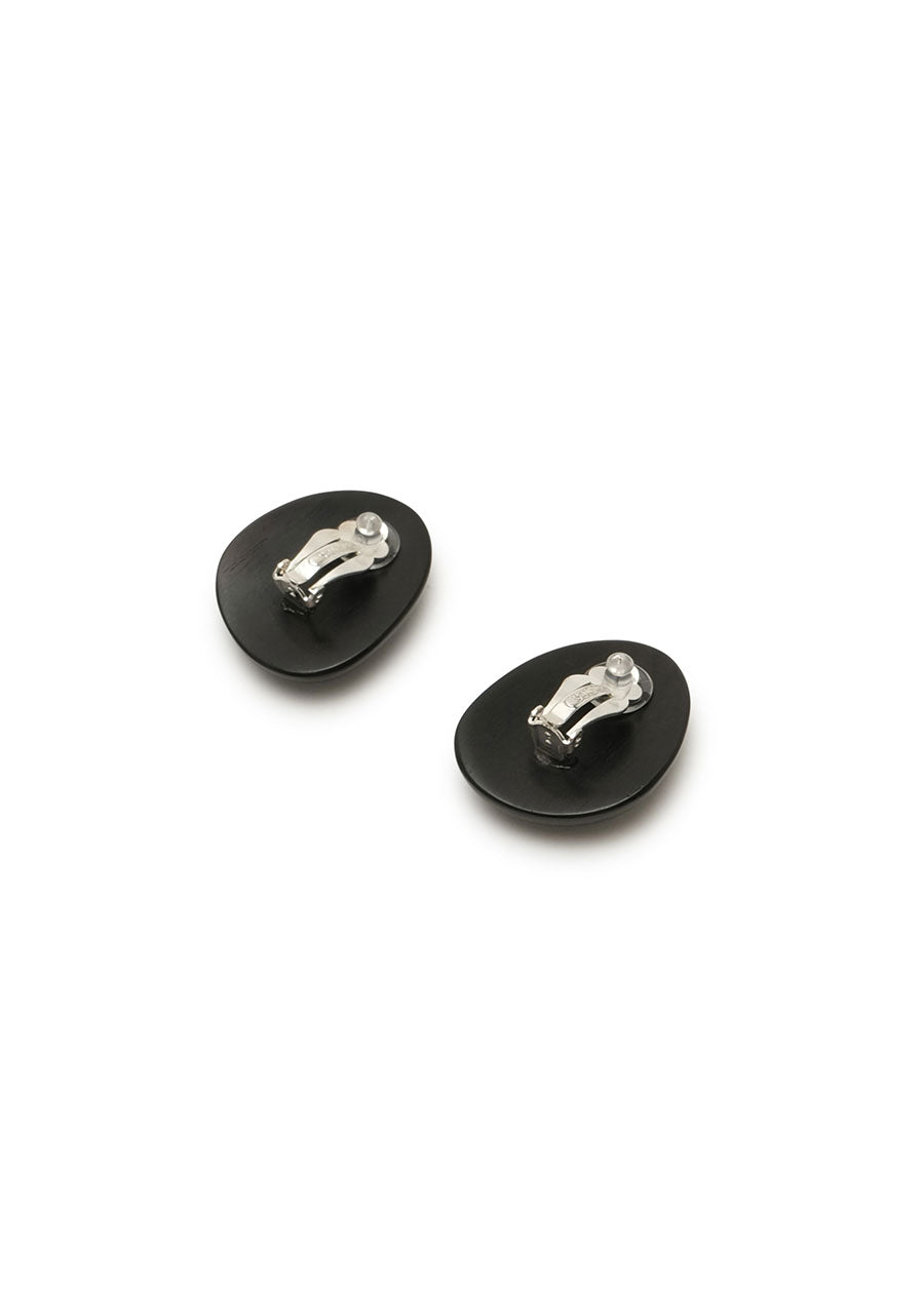 smooth oval earing