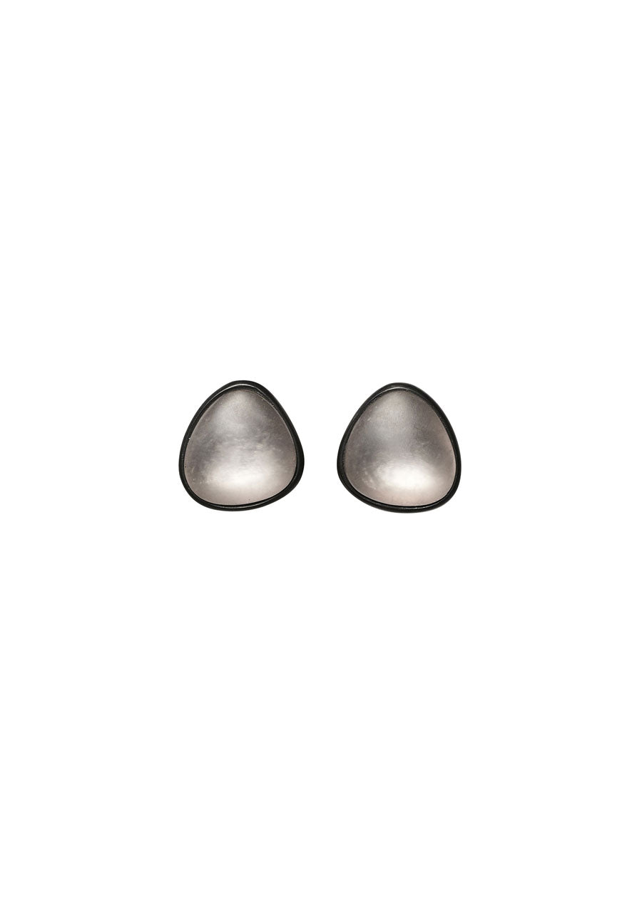 smooth triangular earring set in wood