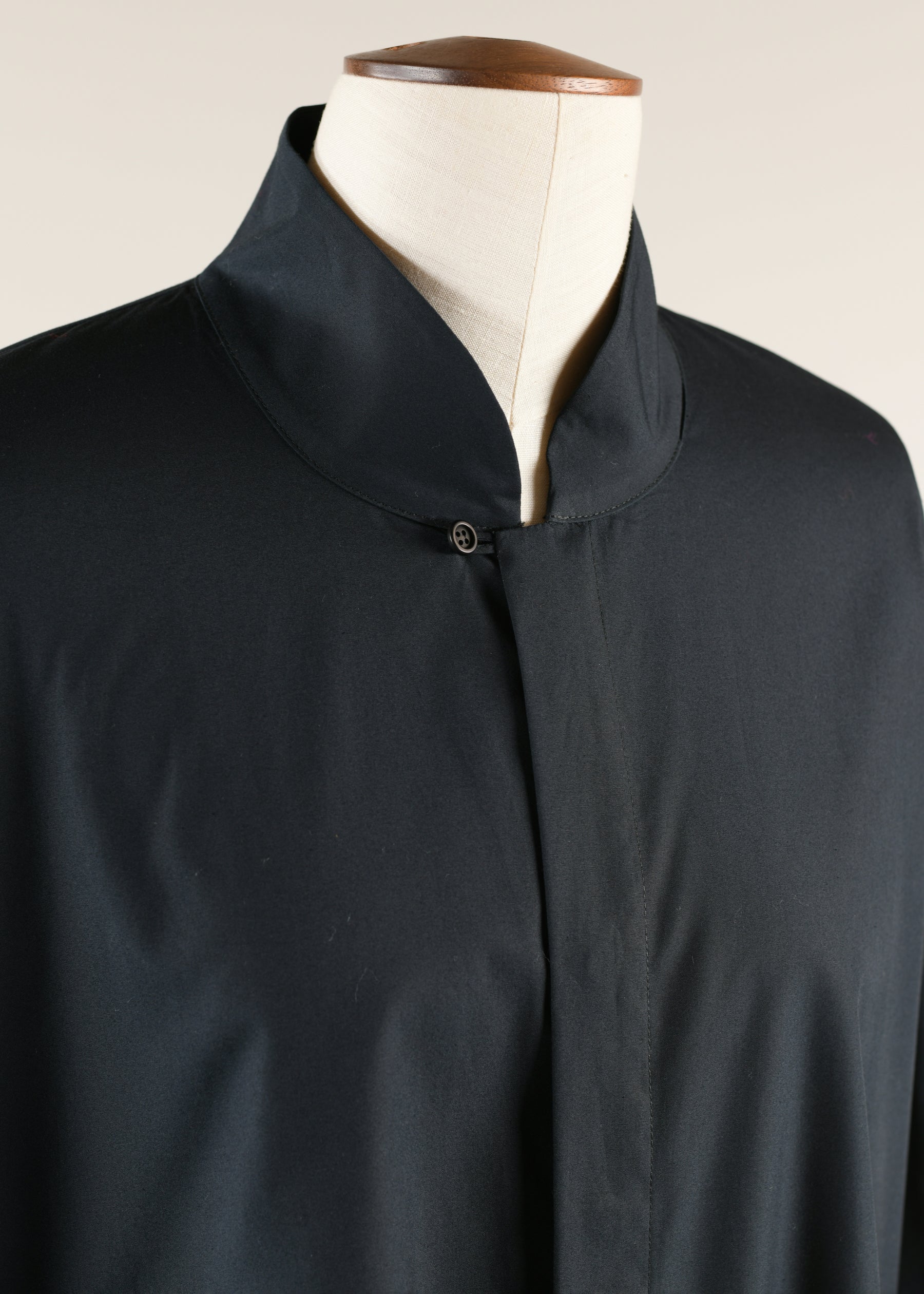 slim a-line chinese collar shirt with step insert long plus