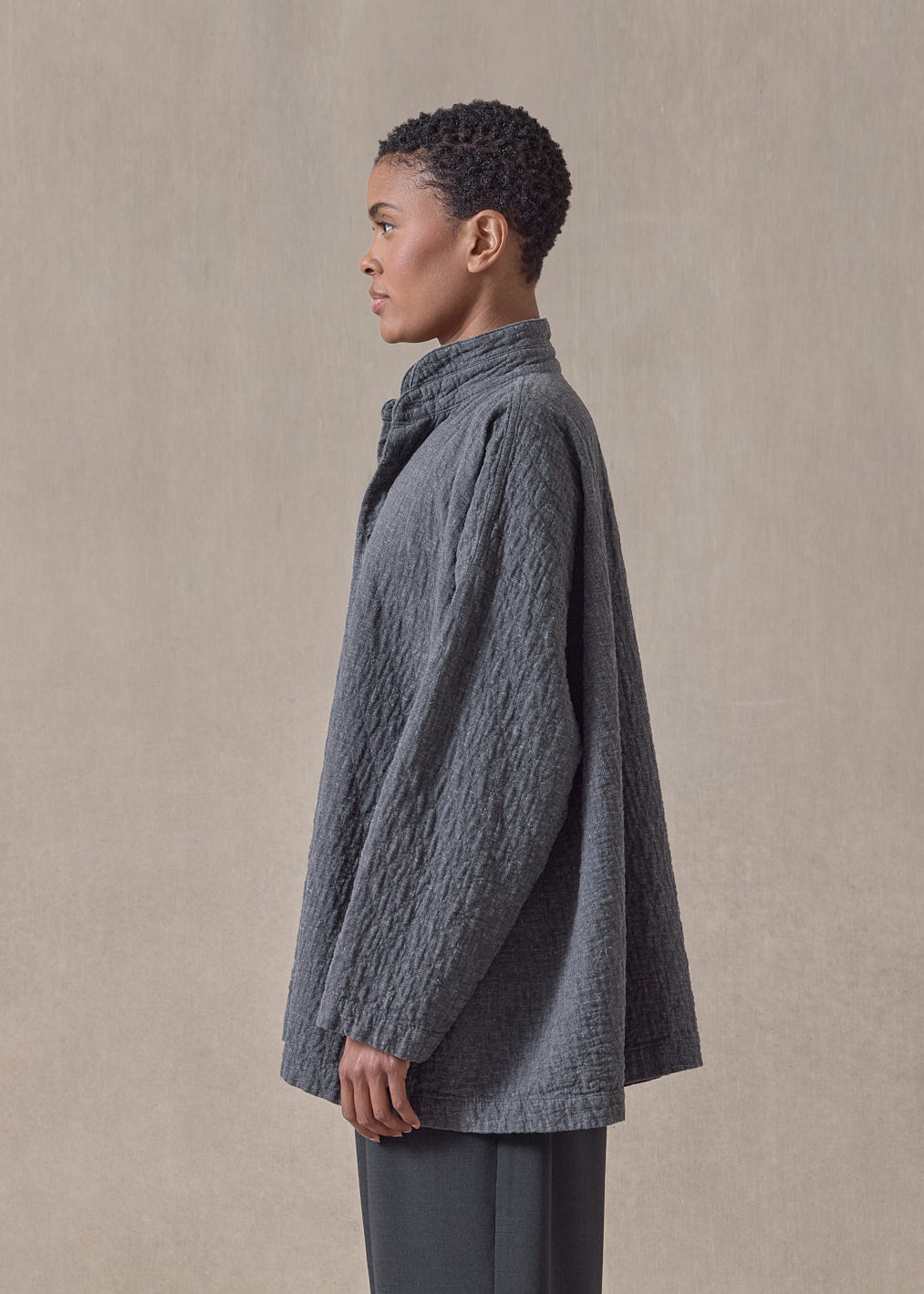 recycled double cotton angled-to-front side seam shirt with double collar - long