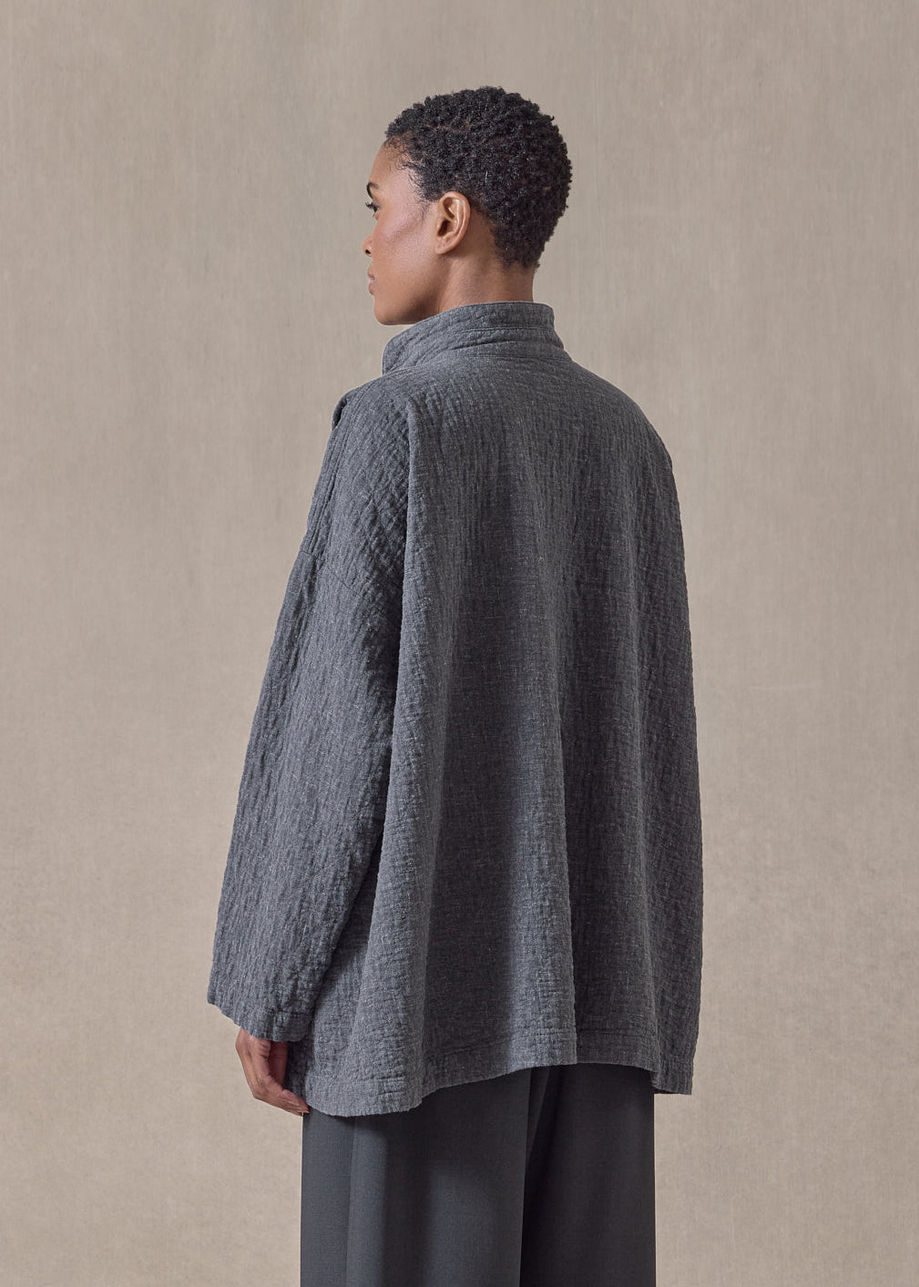 recycled double cotton angled-to-front side seam shirt with double collar - long