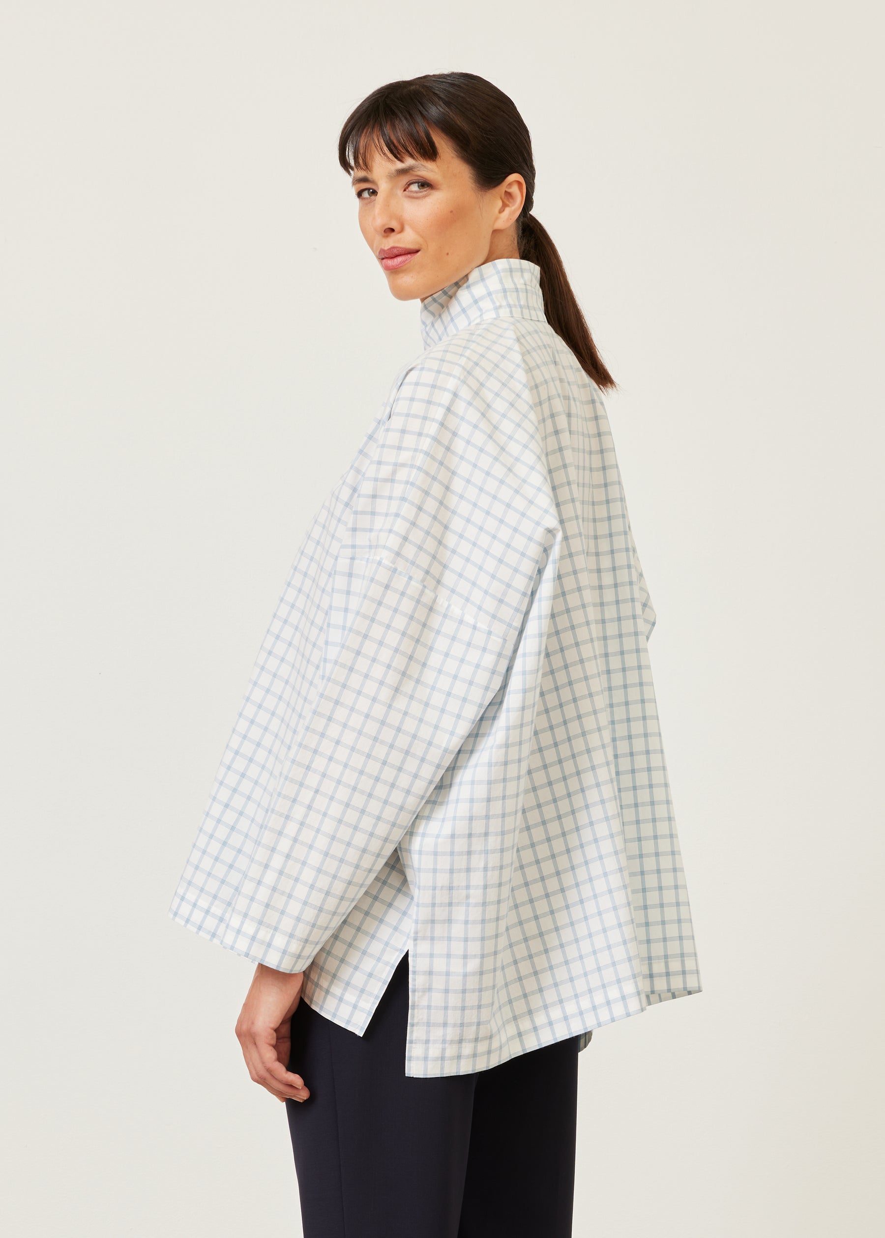 wide longer back double stand collar shirt - mid plus