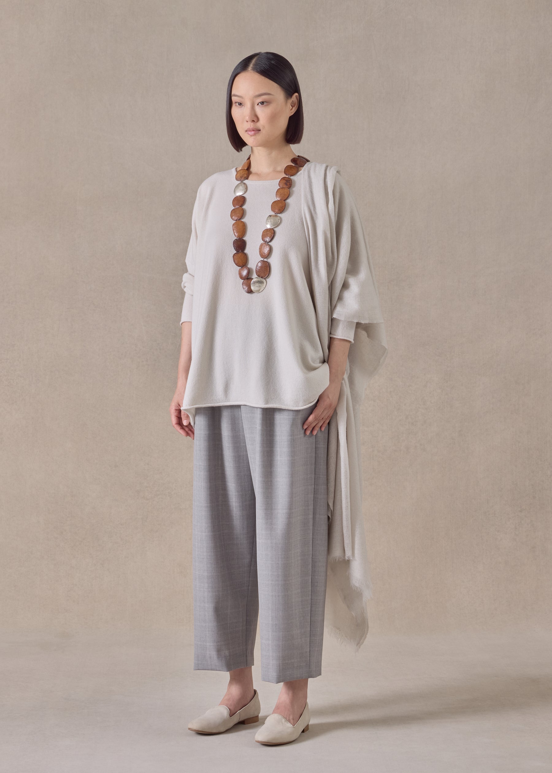 cashmere slim sleeve raw edge bateau neck - mid plus