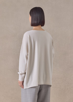 cashmere slim sleeve raw edge bateau neck - mid plus