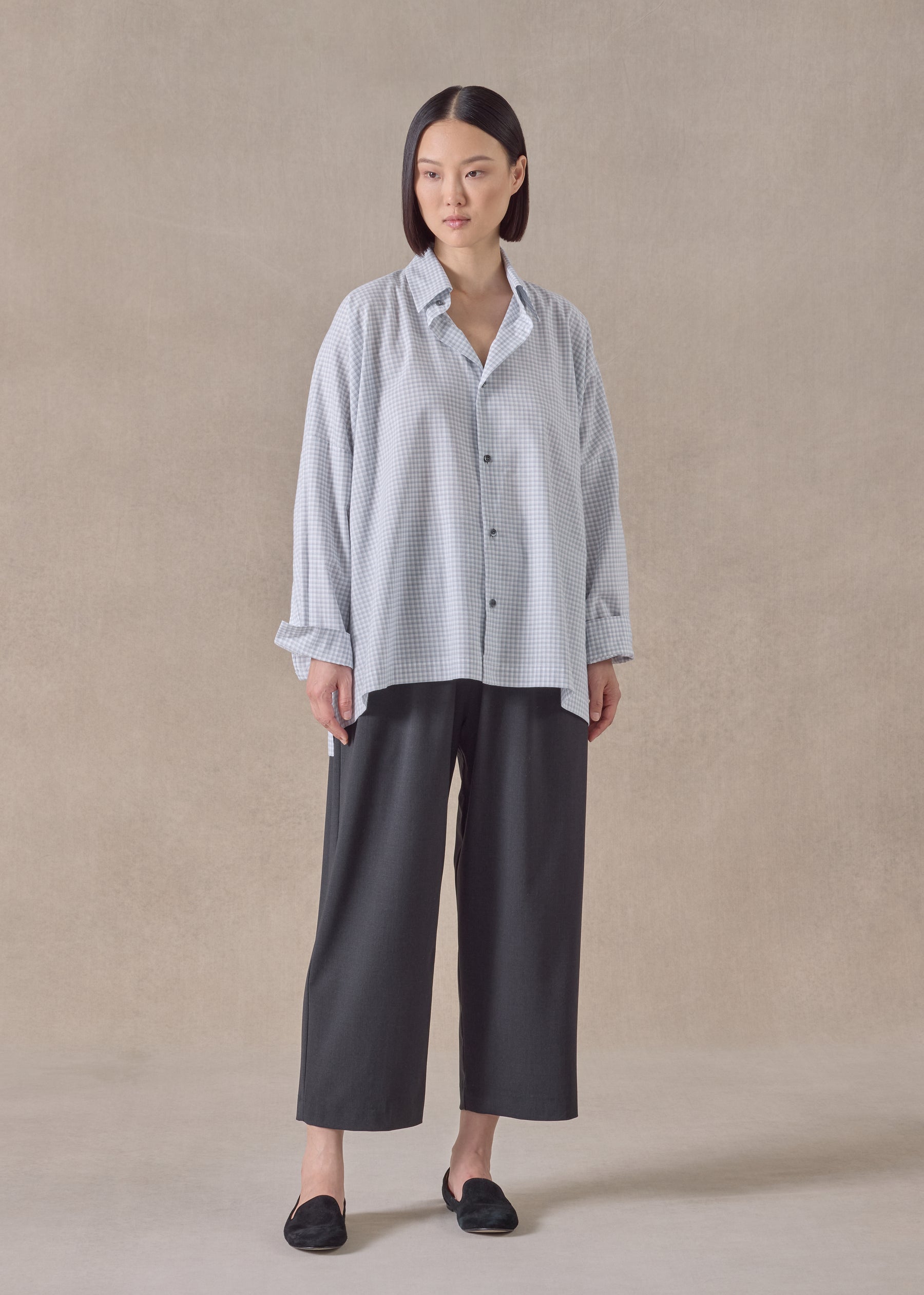 cotton wide longer back shirt with collar - mid plus