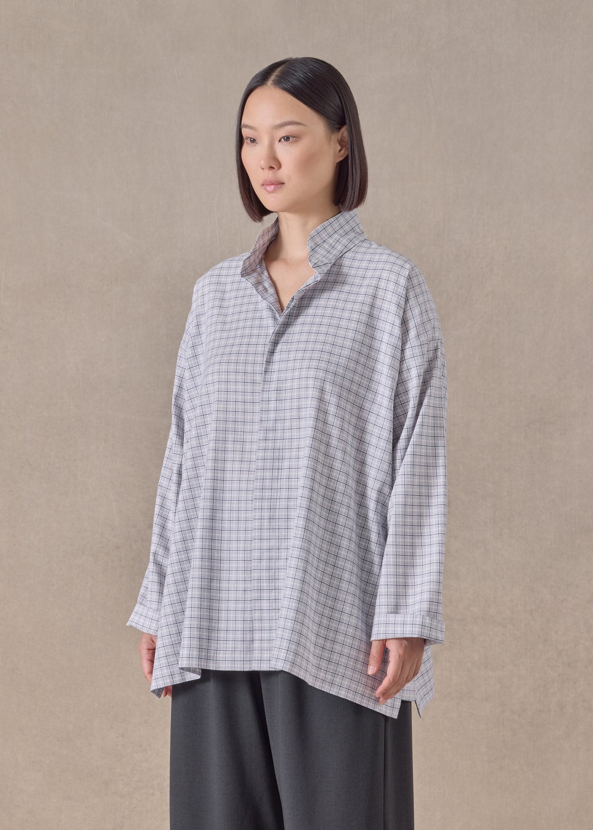cotton slim a-line shirt with double stand collar and stepped insert - long