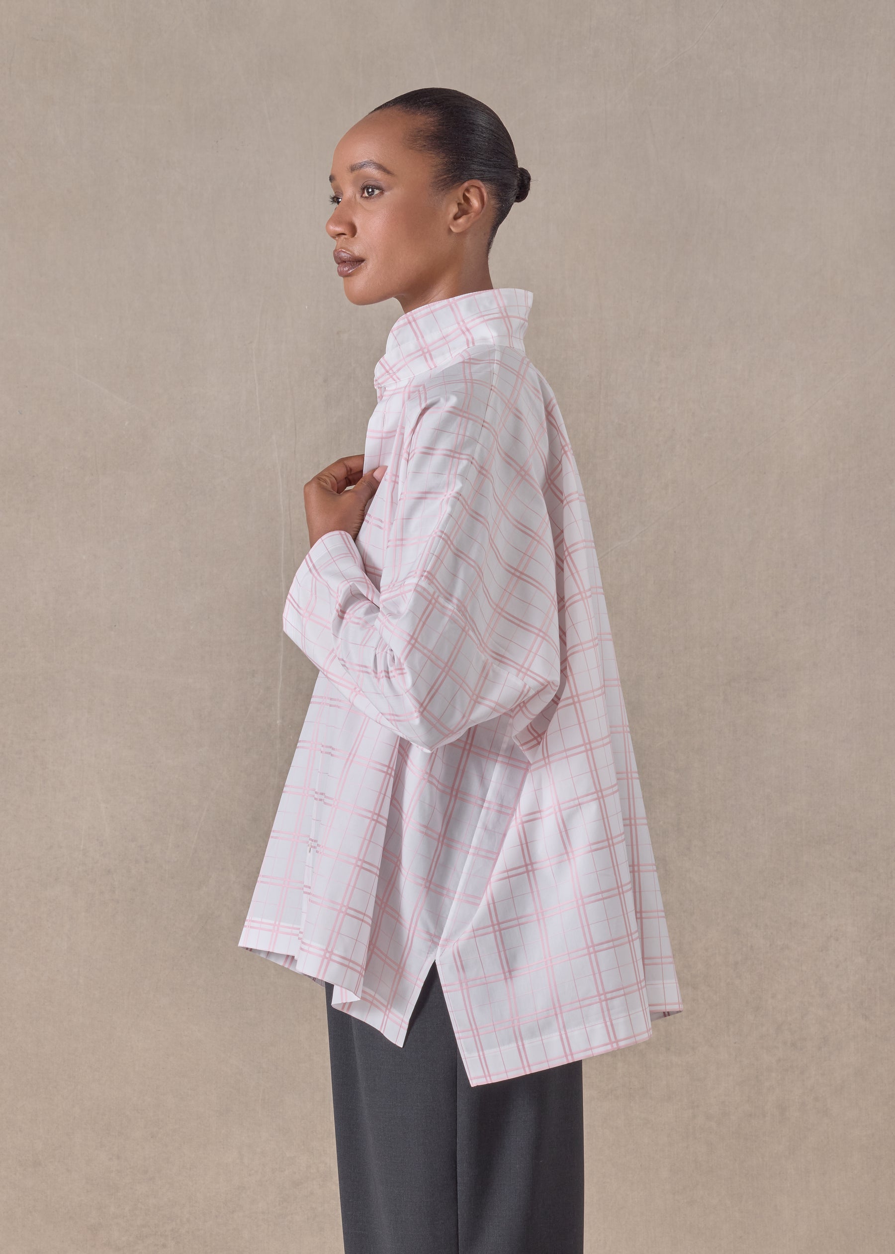 cotton wide longer back shirt with double stand collar - mid plus