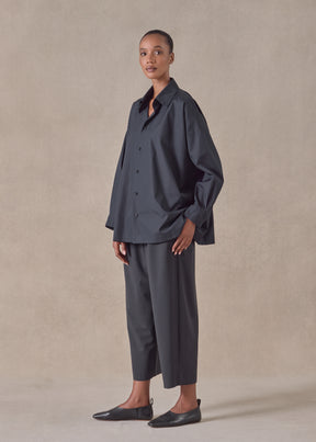 cotton angle to front side seam shirt with collar - long