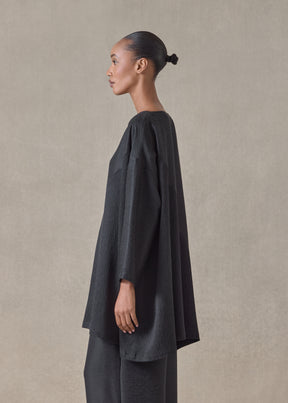 midweight silk plisse wide a-line scoop neck top - long plus (black)