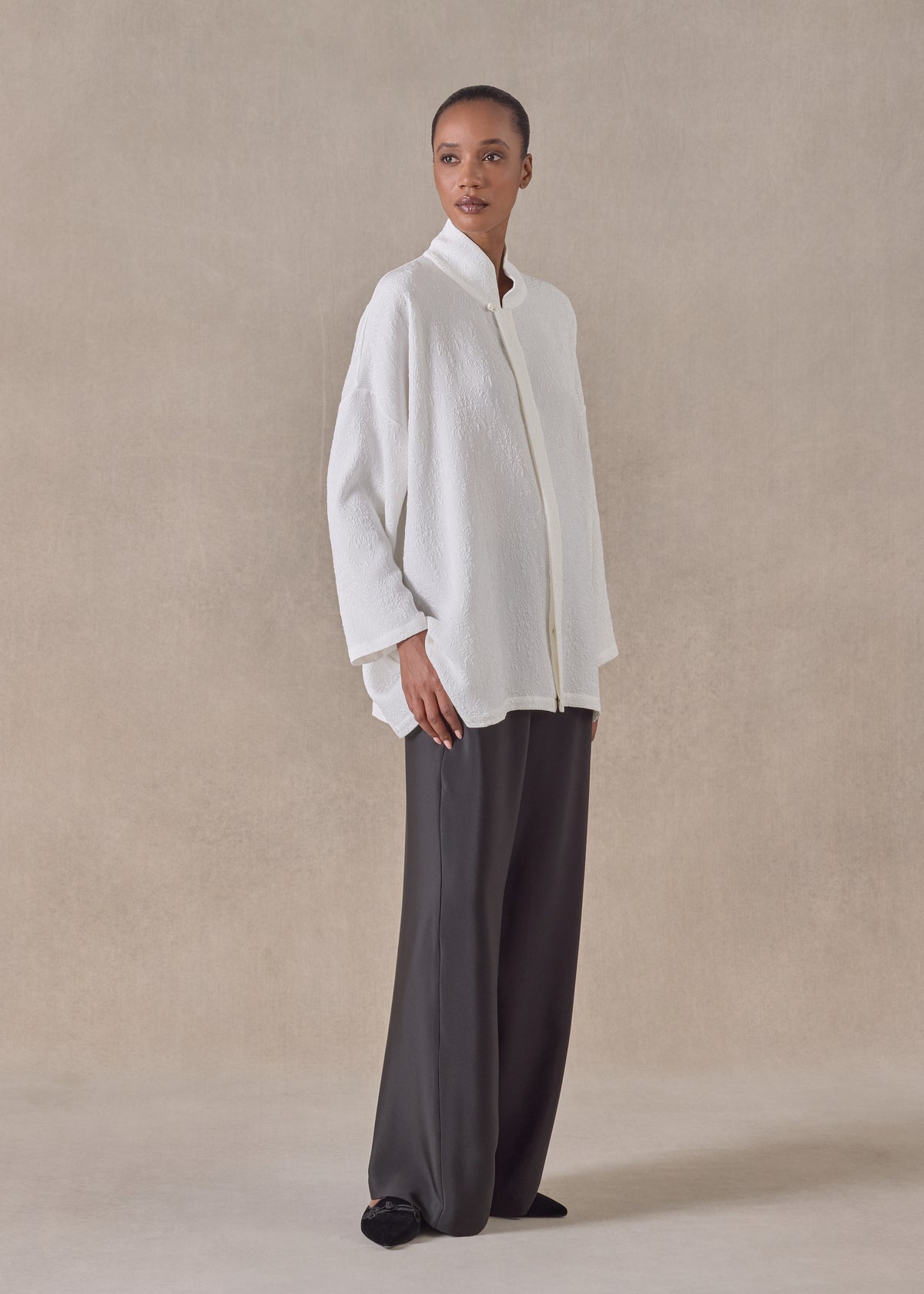 silk wide a-line shirt with chinese collar - long