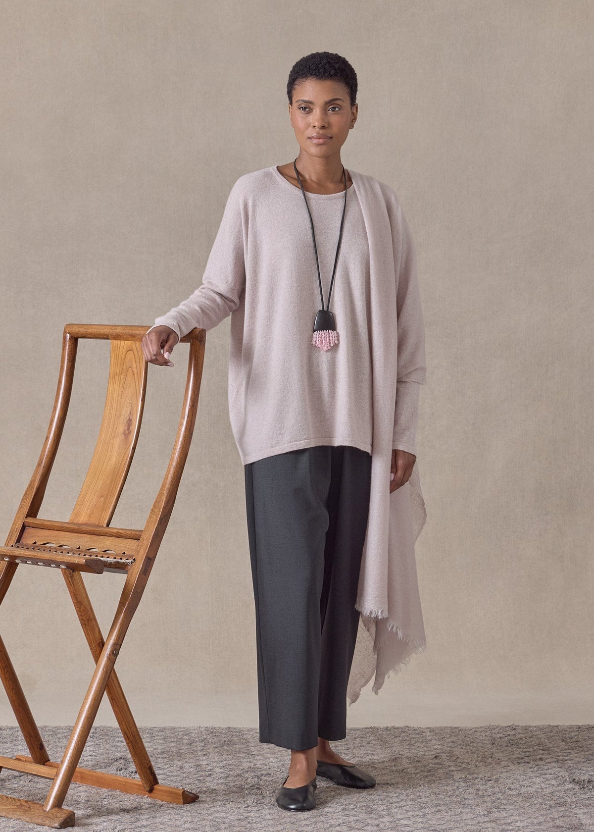 cashmere slim sleeve round neck - mid (pinkdust)