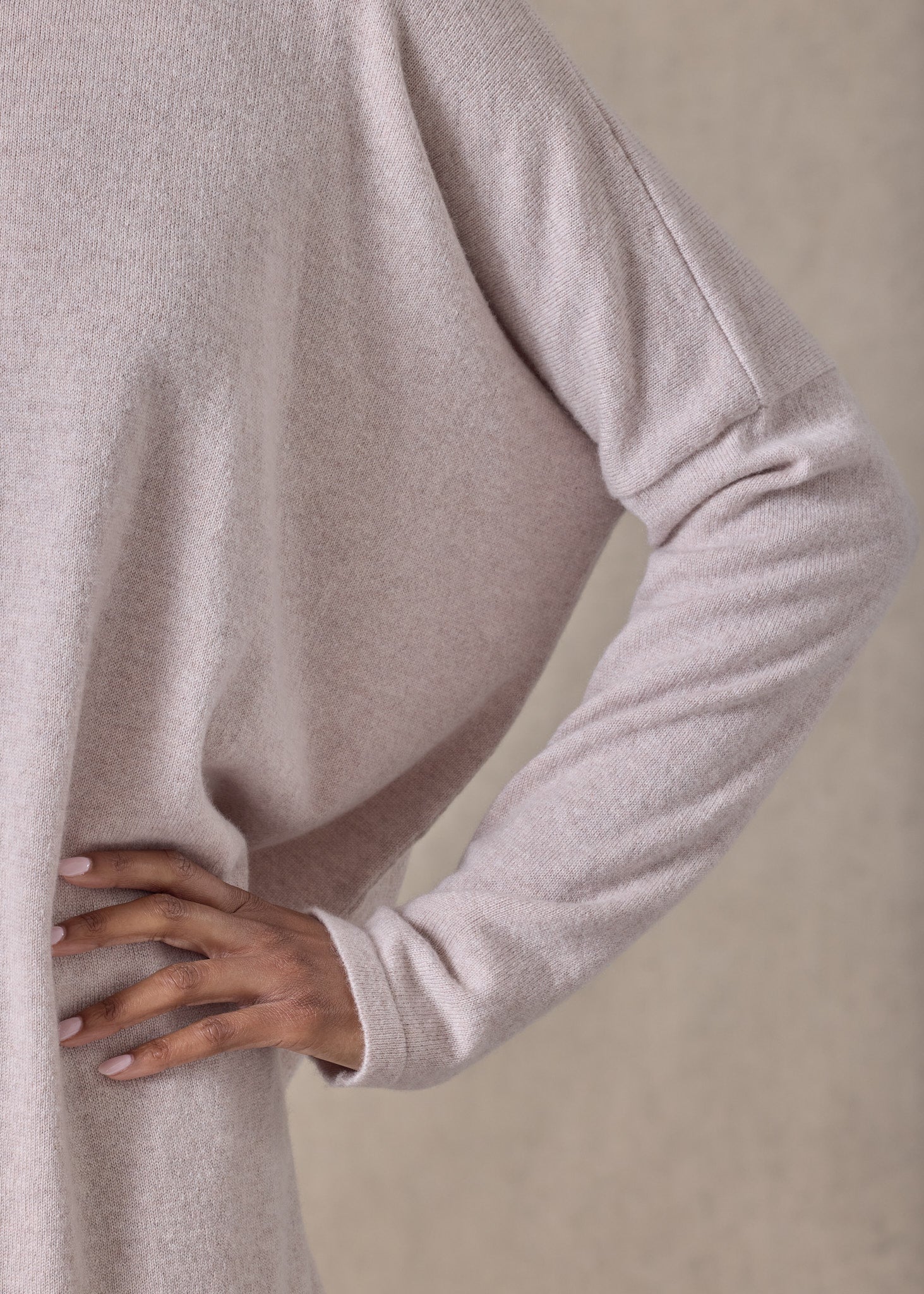 cashmere slim sleeve round neck - mid (pinkdust)