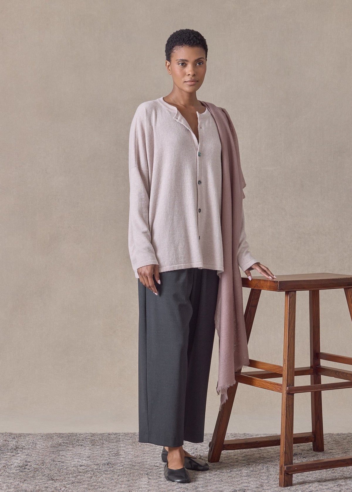 cashmere slim sleeve round neck cardigan - mid (pinkdust)