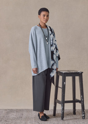 cashmere angle-to-front round neck - mid plus (bluevintage)
