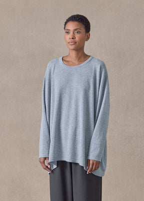 cashmere angle-to-front round neck - mid plus (bluevintage)