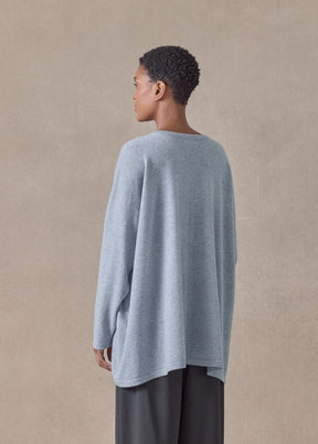 cashmere angle-to-front round neck - mid plus (bluevintage)