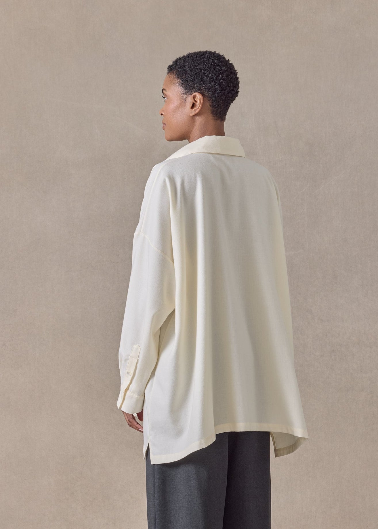 cotton cashmere wide a-line shirt with collar - long (cream)