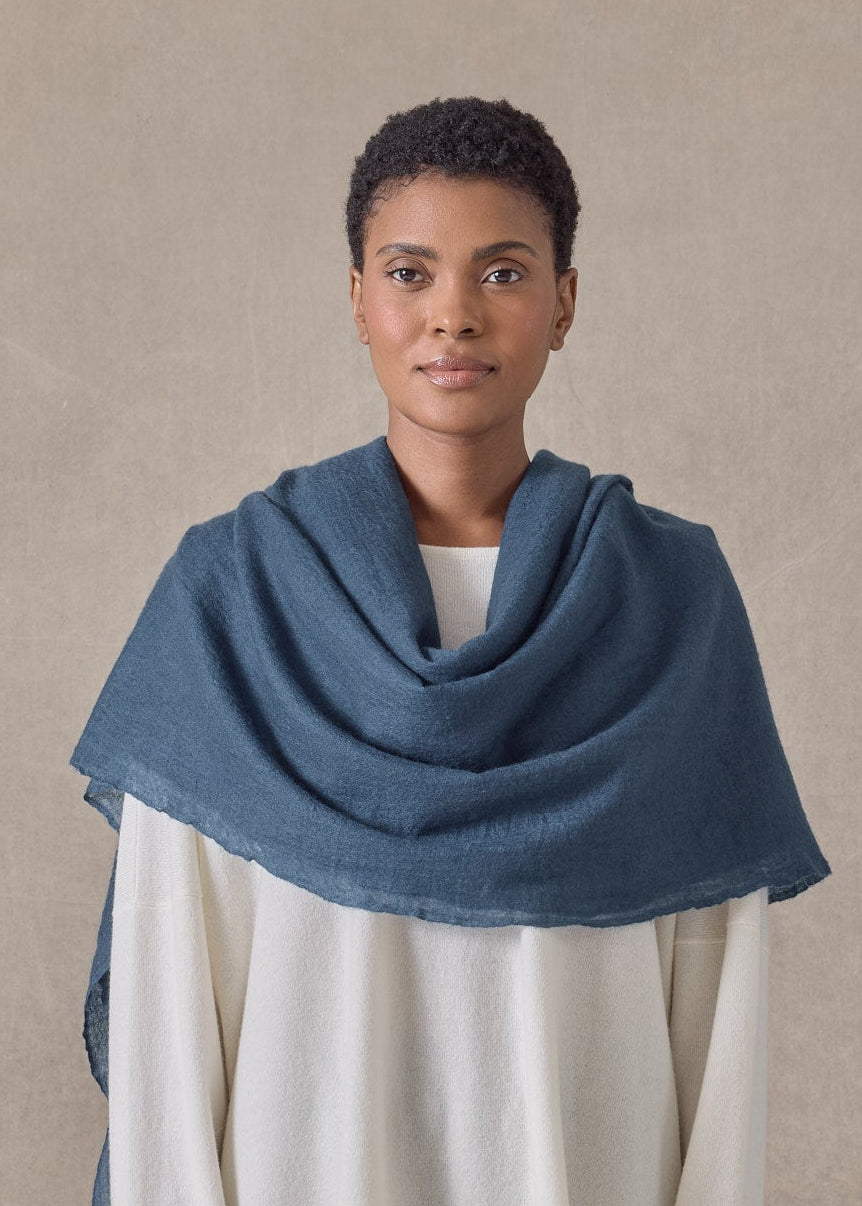 handwoven cashmere large scarf (127cm x 220cm) (tealdark)