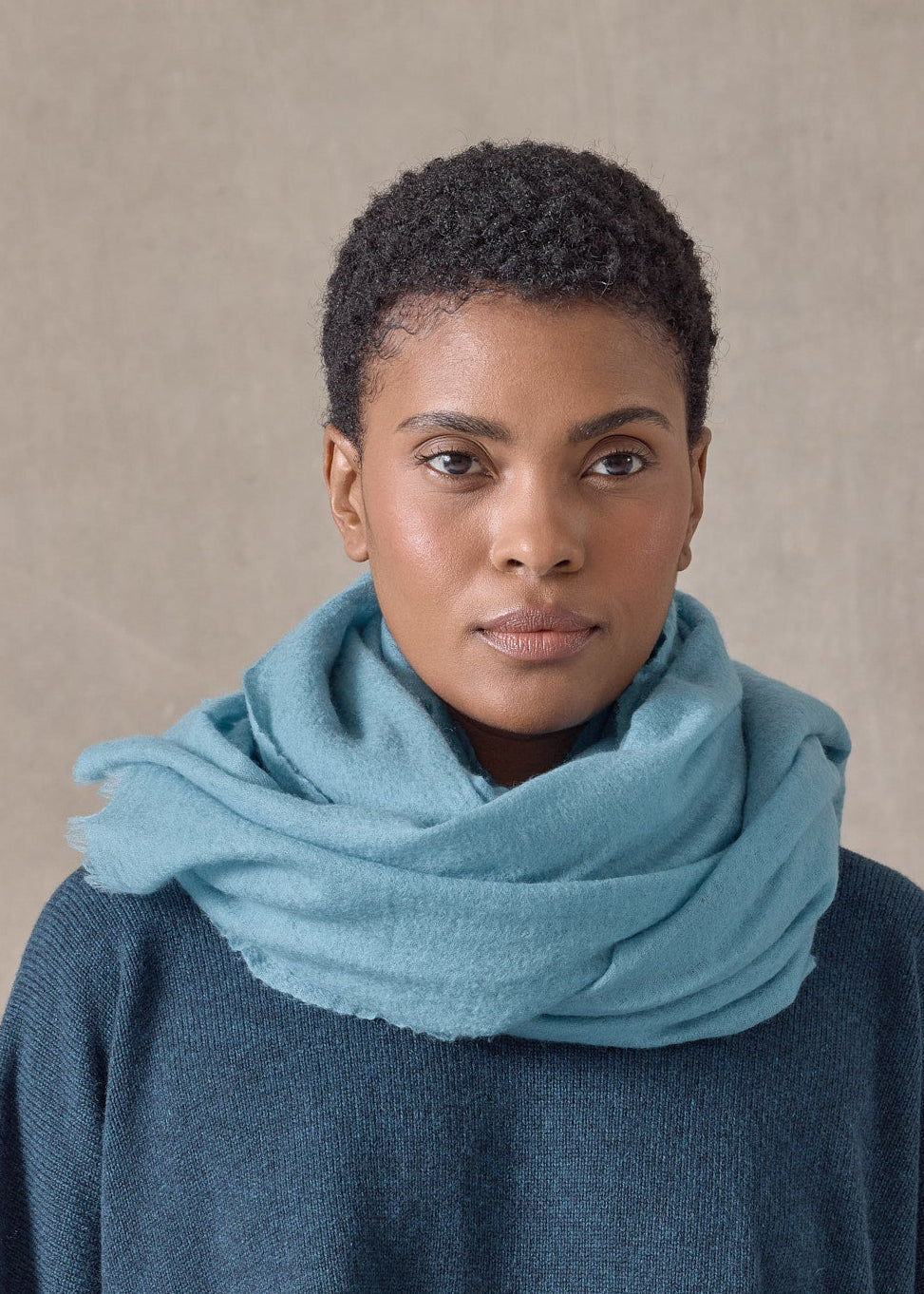 handwoven cashmere large scarf (127cm x 220cm) (turquoise)