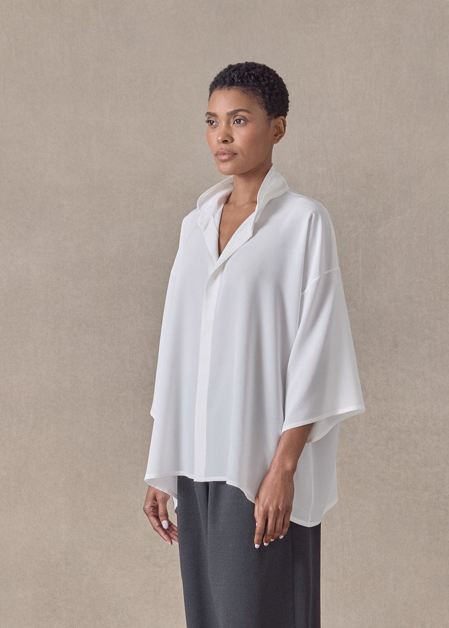 lightweight crepe a-line short sleeve shirt with double stand collar - mid  (white)
